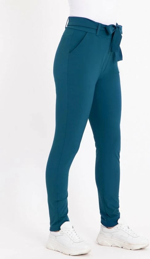 Blauwe Broek/Pantalon Van Je M'appelle - Dames - Travelstof - Maat S - 10 Maten Beschikbaar 2 Blauwe Broek/Pantalon Van Je M'appelle - Dames - Travelstof - Maat S - 10 Maten Beschikbaar - Afbeelding 2